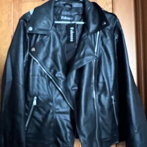 Elegant Black Leather Jacket for Women